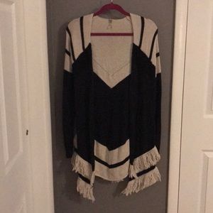 Gimmicks Cardigan